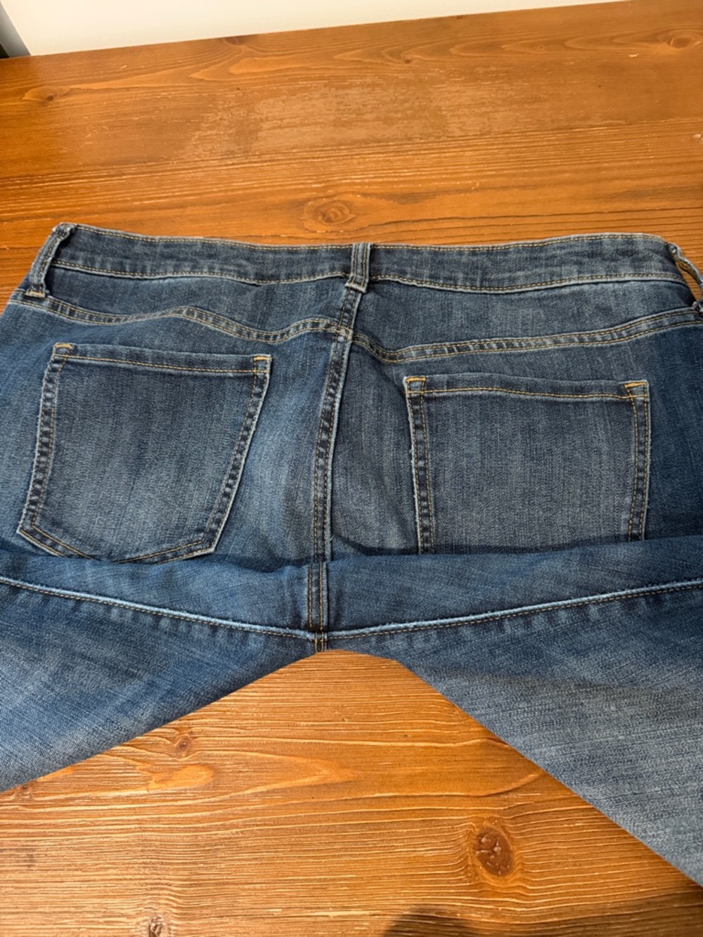 Gap Real Straight Fit Jeans EUC - Picture 8 of 9
